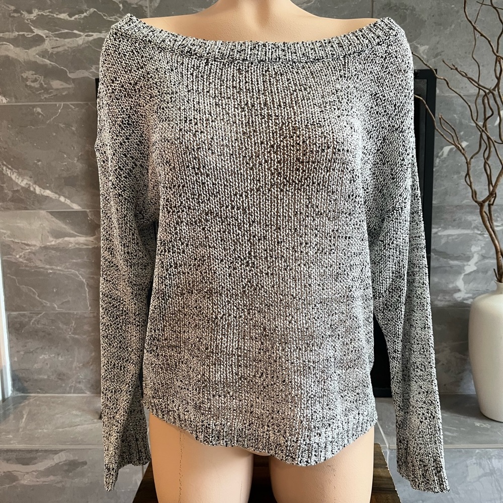 Missguided grey and black zipper sweater New with tags! Size 6